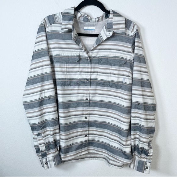 Columbia Ladies Button Down Stripe Long Sleeve Sz XL - Picture 2 of 8